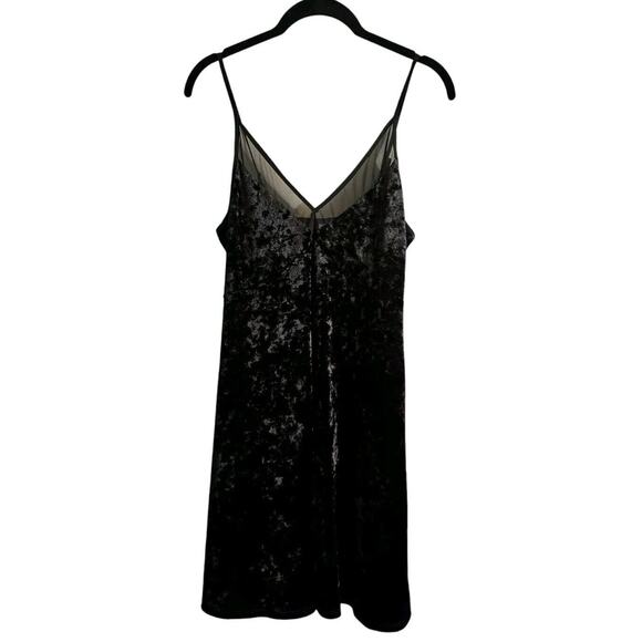 Xhilaration Slip Dress Size XS Black Velvet Mini Spaghetti Straps Adjustable - Picture 1 of 7